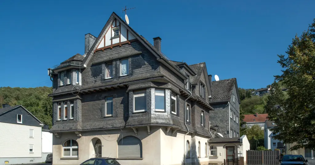 Foto zum Fonds ImmoChance Deutschland 7 Renovation Plus - Mehrfamilienhaus, Schindeln