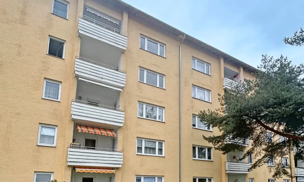ICD 12 R+ Wohngebäude mit Balkon Neutraublingen