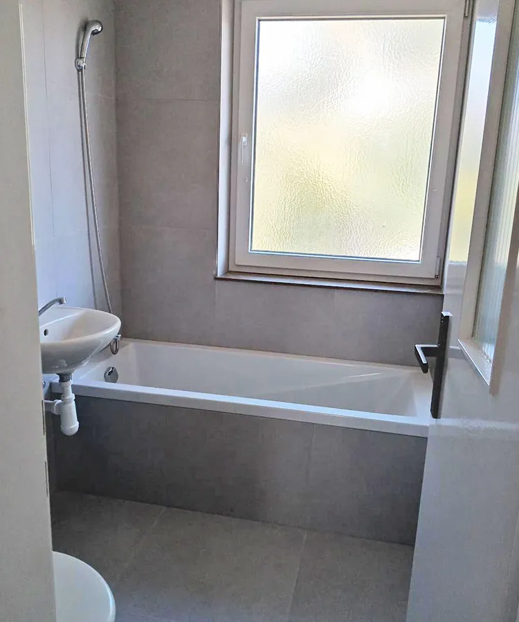 ICD 11 R+, Eschwege - Badezimmer nach der Renovierung